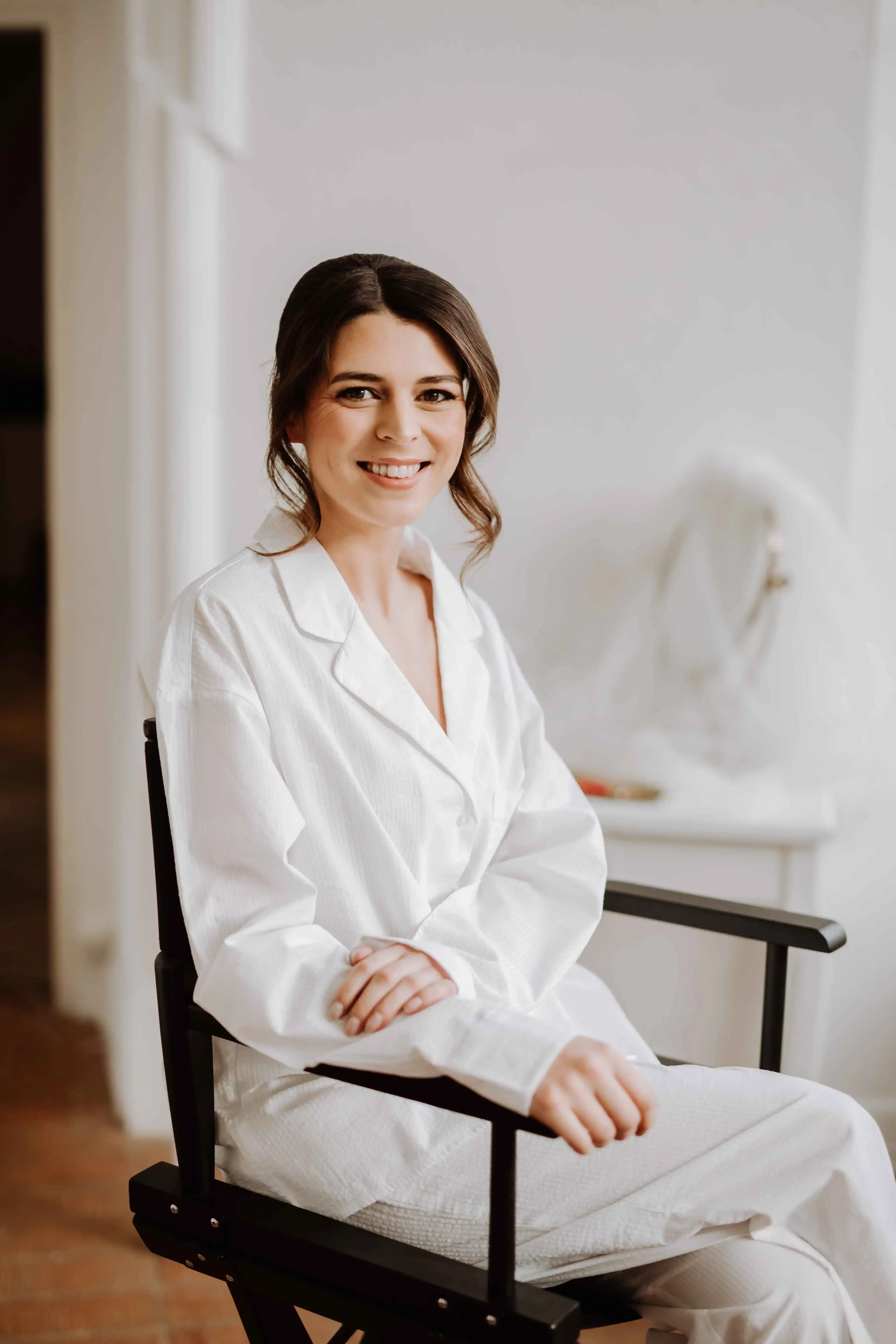 Detailaufnahme Braut Make-up und Haarstyling, Winterhochzeit in Wien