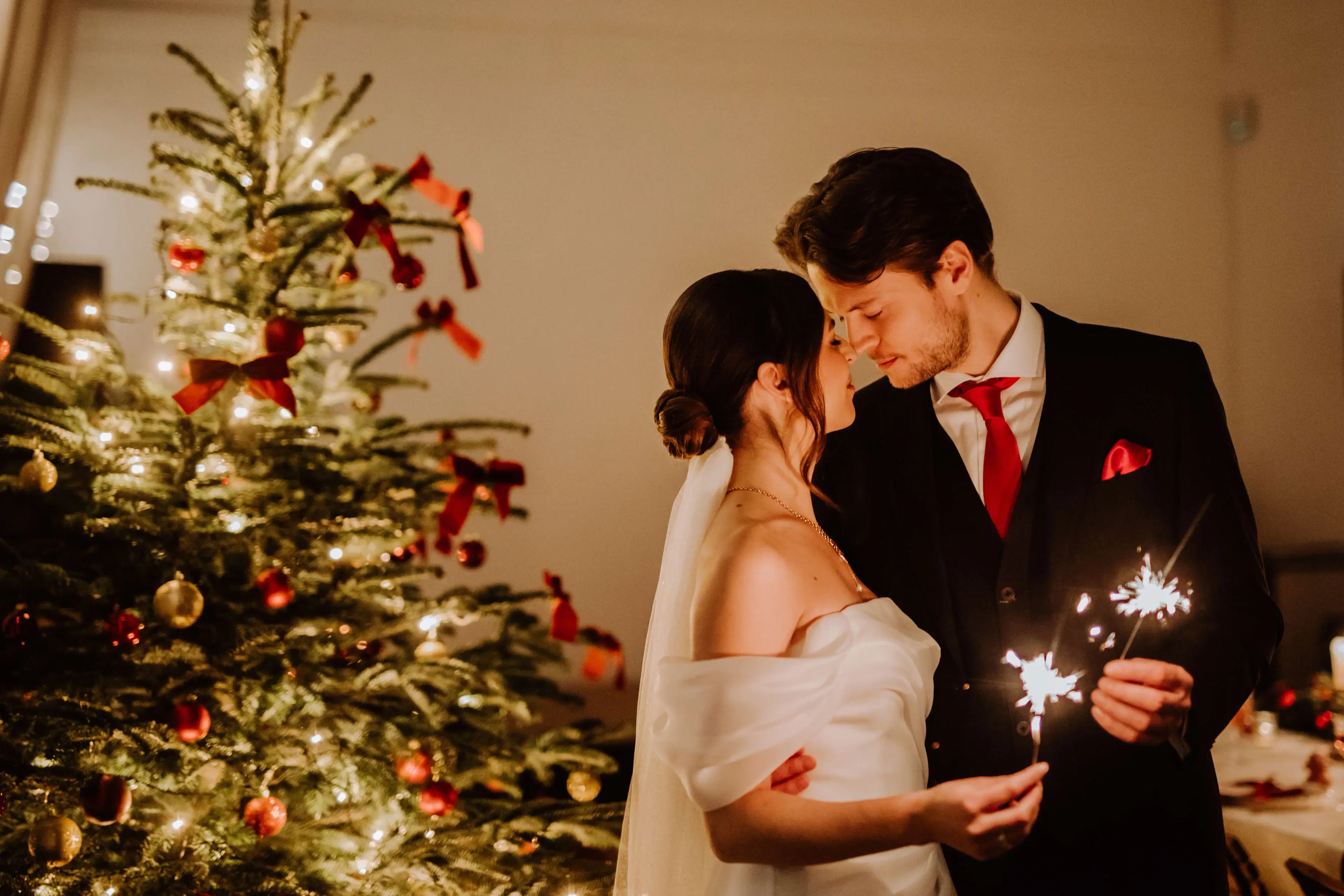 Magische Weihnachtshochzeit in Wien, festliche Dekoration